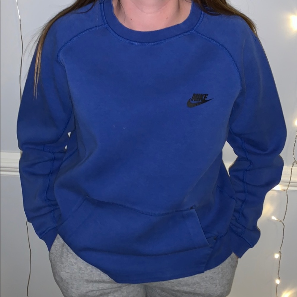 nike crew neck